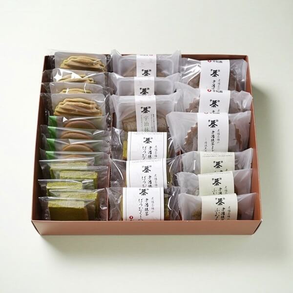 宇治抹茶焼き菓子詰合せ 25個入
～抹茶づくし～