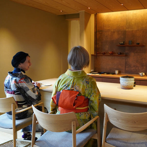 老舗茶舗千紀園草津本店にて2026年2月27、28日に、セパレート着物「湖布（コフ）」様とのコラボイベントが開催されました