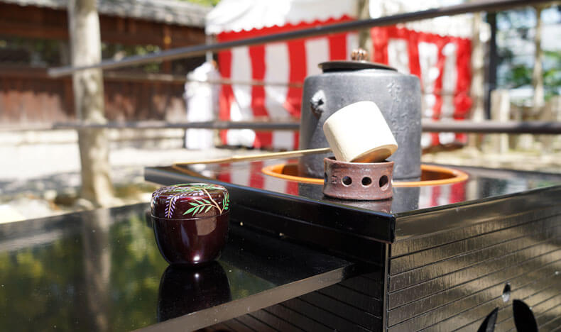 「藤まつり 春のお茶会」が開催されます