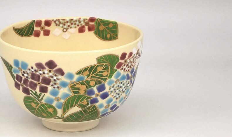 梅雨の茶道具アイキャッチ画像　伊坂 清香・茶碗 仁清 紫陽花(106365)