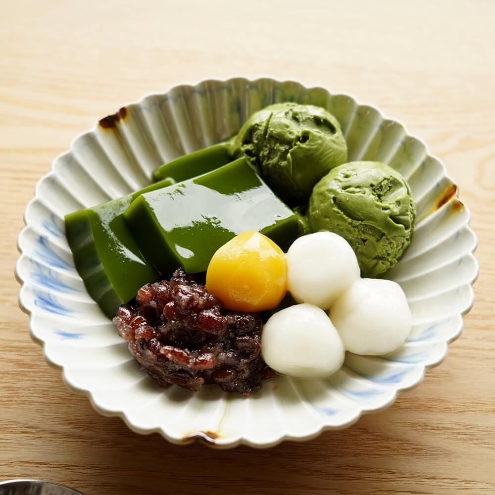 千紀園草津本店茶房の抹茶ゼリー