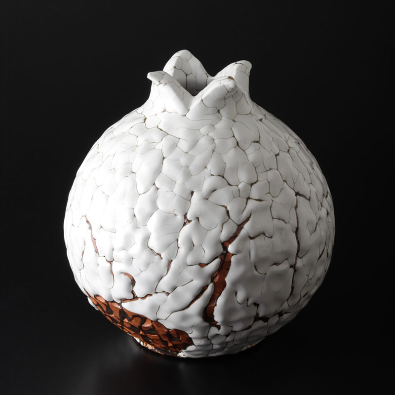 日ノ出窯　岩崎政雄　龍爪梅花皮　皿「恵」（めぐみ）